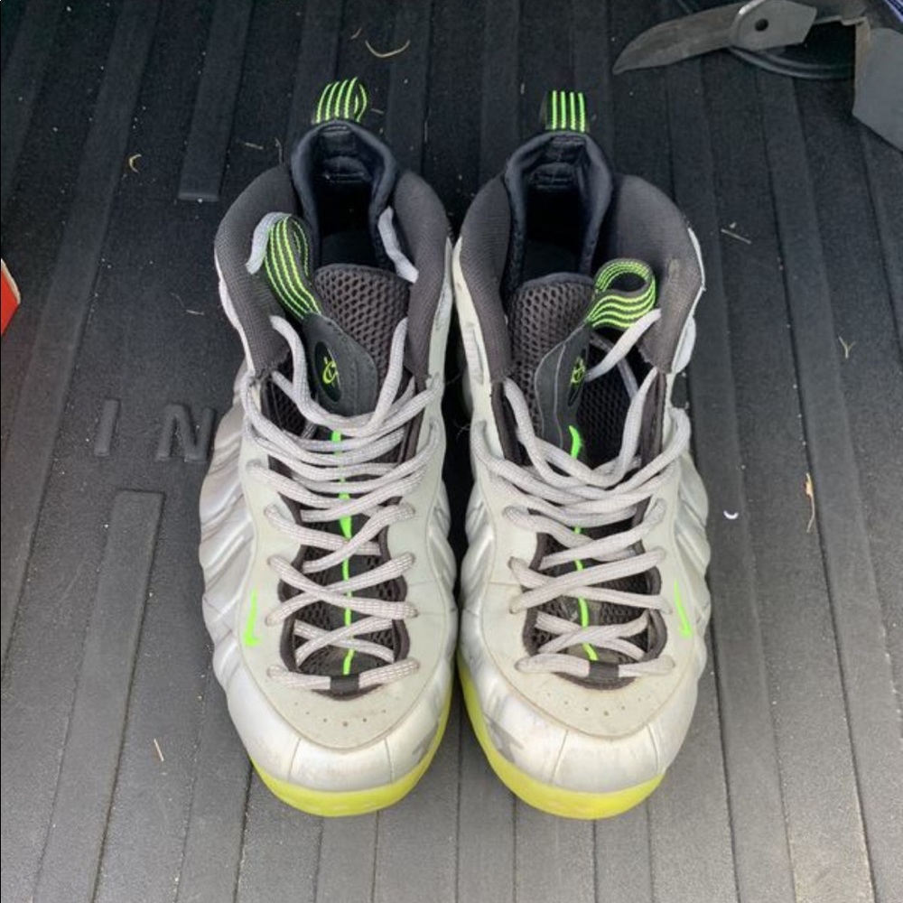 Nike foamposites size 12